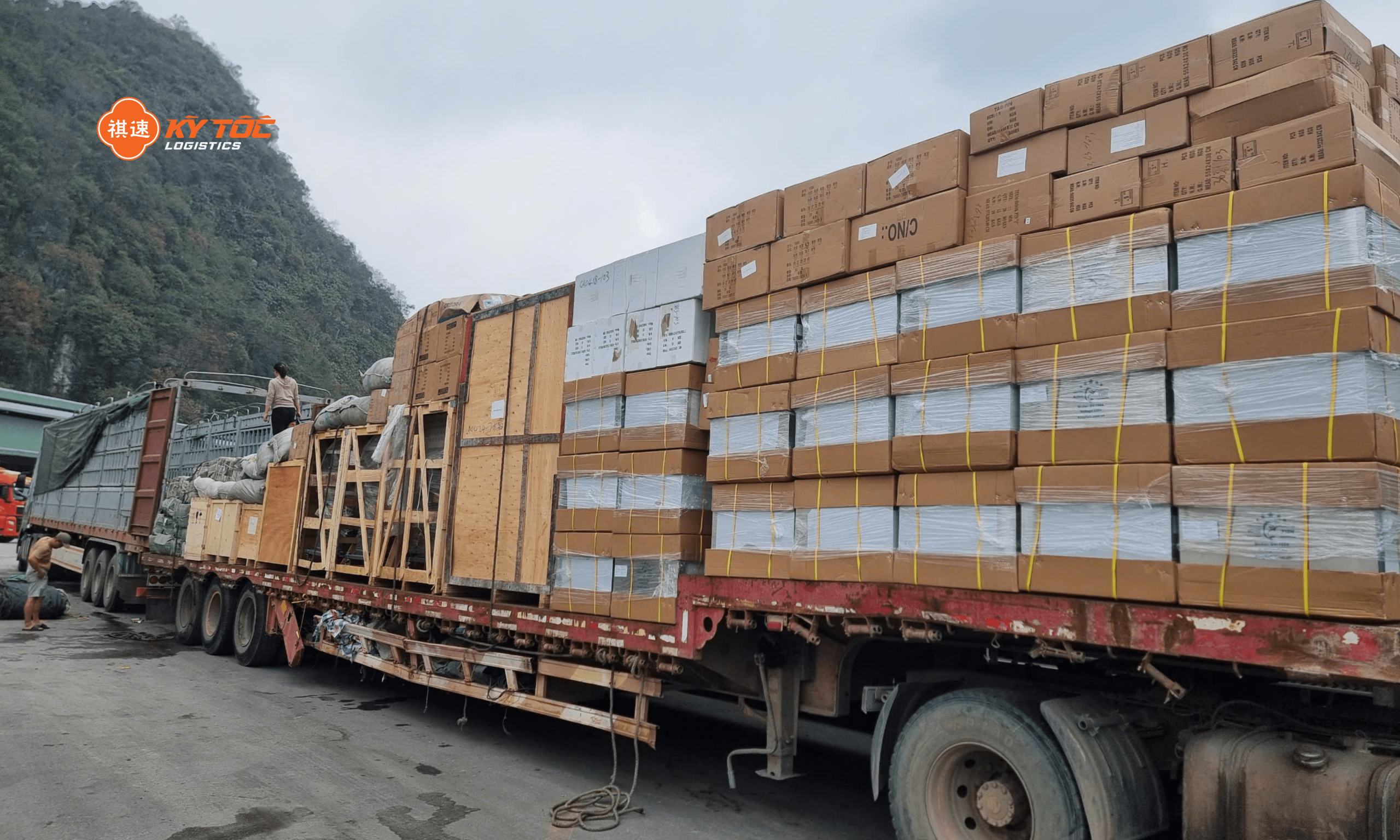Nhập khẩu chính ngạch: Lựa chọn thông minh trong tương lai